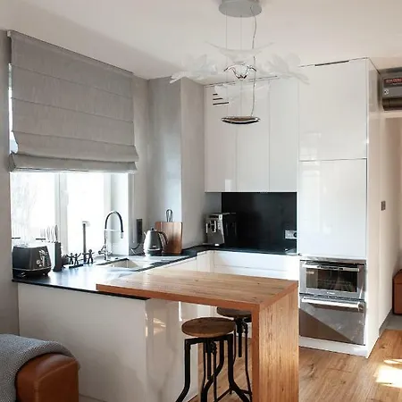 Eswiety10 Apartamento *