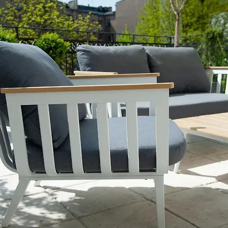 Eswiety10 Apartamento *